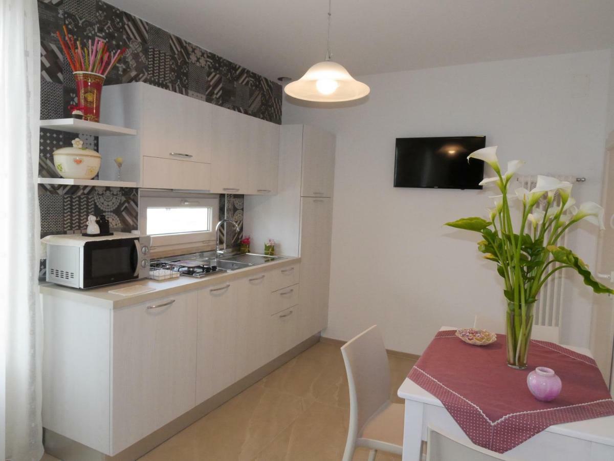 פולינאנו א מארה Pietra Di Luna Relaxing Private Terrace מראה חיצוני תמונה