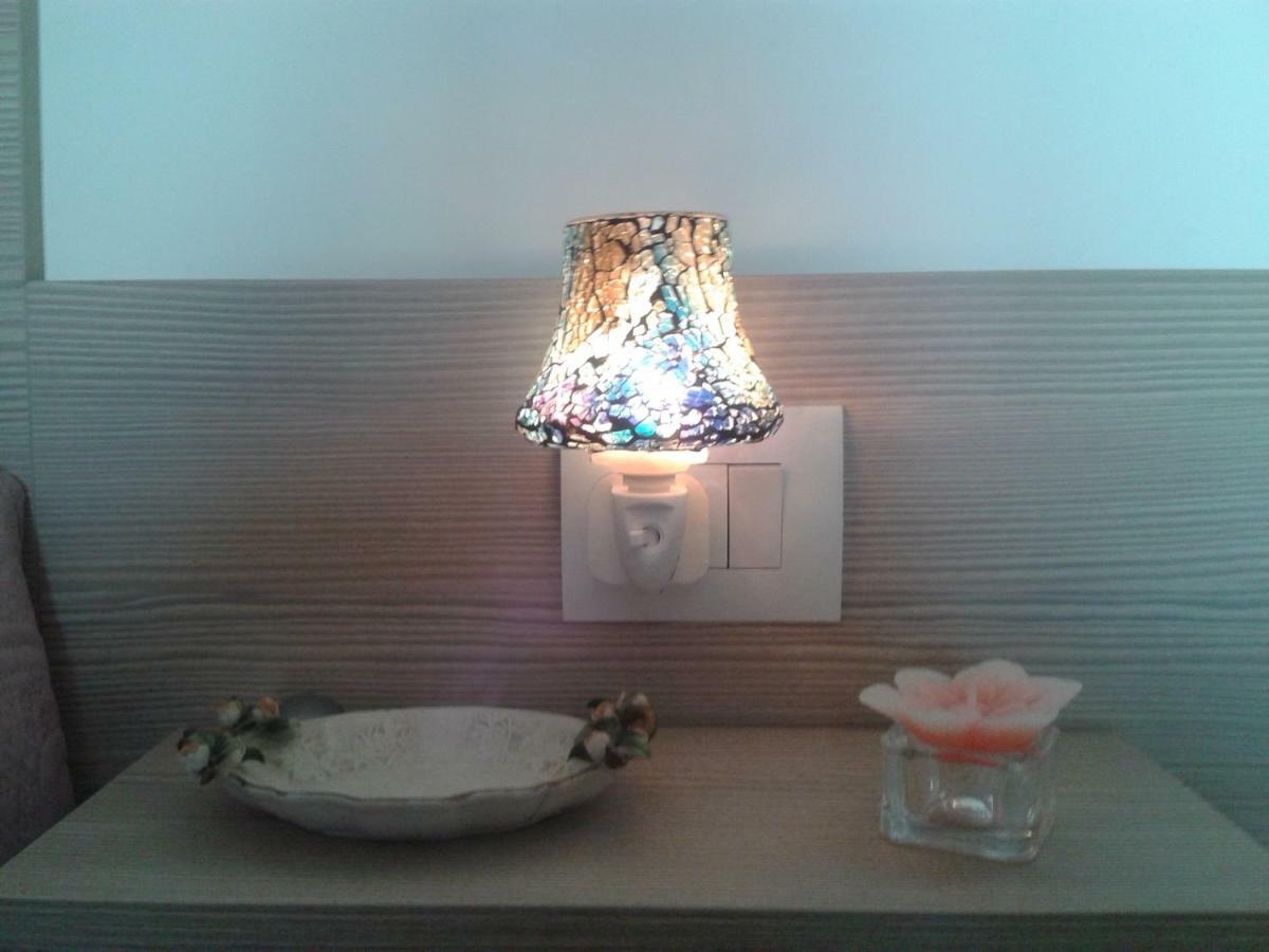 פולינאנו א מארה Pietra Di Luna Relaxing Private Terrace מראה חיצוני תמונה